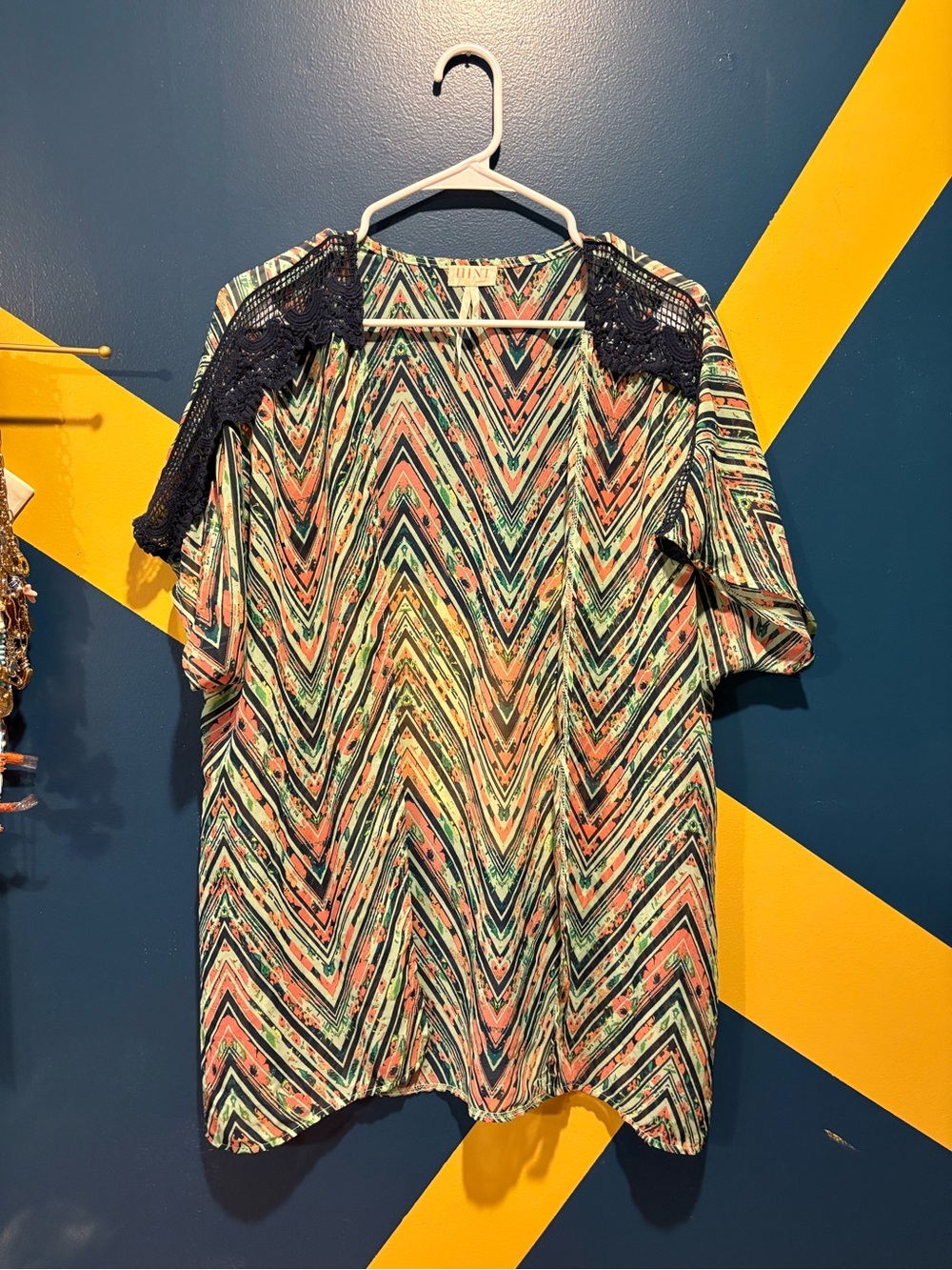 Hint Multicolor Short Sleeve Kimono NWOT
